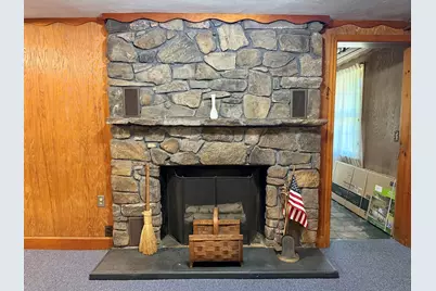 400 Shearer St, Palmer, MA 01069 - Photo 32