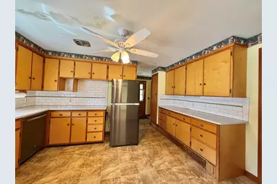 400 Shearer St, Palmer, MA 01069 - Photo 8