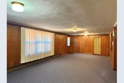 400 Shearer St, Palmer, MA 01069 - Photo 30