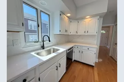 30 Washburn St. #0, Newton, MA 02458 - Photo 2