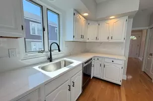 30 Washburn St, Newton, MA 02458 - Photo 2