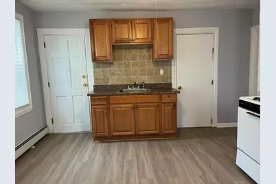 108 Capital St #1, Pawtucket, RI 02860 - Photo 8