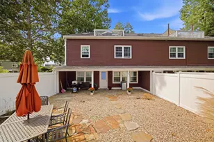 62 Main St, Hatfield, MA 01038 - Photo 1