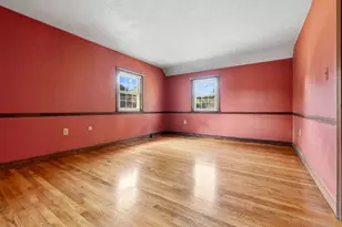 250 E Lothrop St, Beverly, MA 01915 - Photo 16