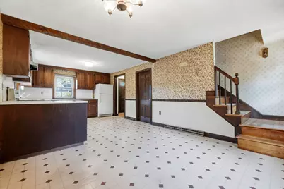 250 E. Lothrop Street, Beverly, MA 01915 - Photo 10