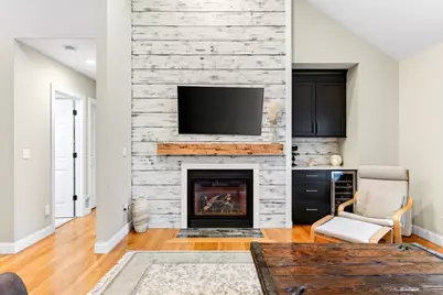 276 Pheasant Hill Cir, Barnstable, MA 02635 - Photo 8