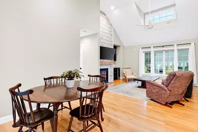 276 Pheasant Hill Cir, Barnstable, MA 02635 - Photo 14