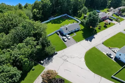 50 Ellen Rd, Taunton, MA 02780 - Photo 4
