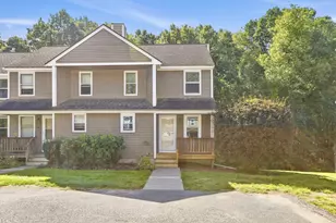 79 Pennacook Dr, Leominster, MA 01453 - Photo 2