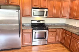 17 Pratt St, Mansfield, MA 02048 - Photo 4