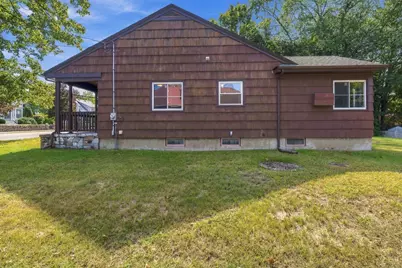 140 S Main St, Bellingham, MA 02019 - Photo 26