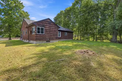 140 S Main St, Bellingham, MA 02019 - Photo 28