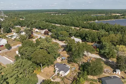 15 Summer St, Wareham, MA 02571 - Photo 32
