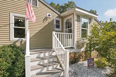 15 Summer St, Wareham, MA 02571 - Photo 4