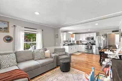 15 Summer St, Wareham, MA 02571 - Photo 10