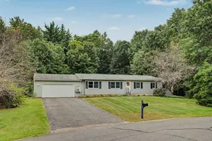 50 Deepwoods Dr, Amherst, MA 01002 - Photo 2