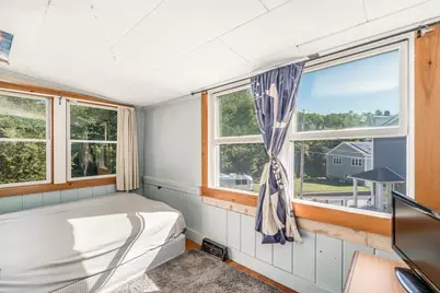 2 Hunter Road, Gloucester, MA 01930 - Photo 12
