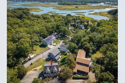 2 Hunter Road, Gloucester, MA 01930 - Photo 2