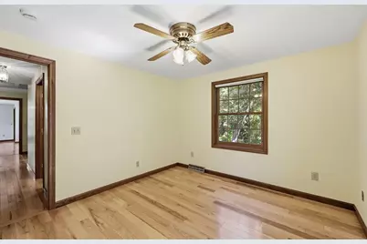 227 Telegraph Ave, Chicopee, MA 01020 - Photo 28