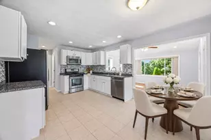 118 Granville Ave, Malden, MA 02148 - Photo 14