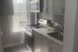 583 Center St, Fall River, MA 02724 - Photo 6