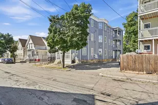 33 Park St, Brockton, MA 02301 - Photo 2