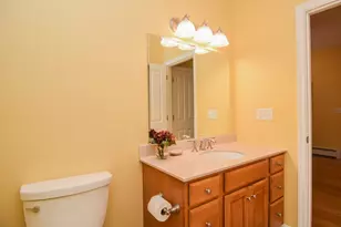 5 Village Ln, Methuen, MA 01844 - Photo 10