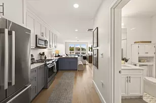 301 Border, Boston, MA 02128 - Photo 12