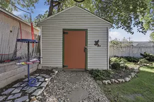 2 Winnipeg St, Worcester, MA 01607 - Photo 36