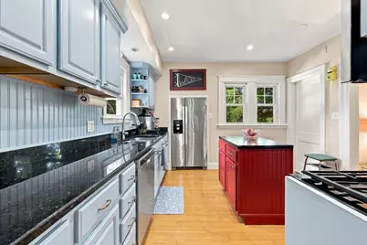 2 Winnipeg Street, Worcester, MA 01607 - Photo 16