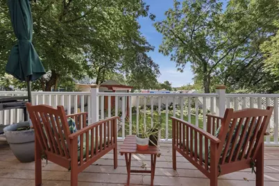 2 Winnipeg Street, Worcester, MA 01607 - Photo 32
