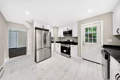 142 May St, North Attleboro, MA 02760 - Photo 4