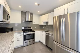 3920 Mystic Valley Pkwy, Medford, MA 02155 - Photo 2