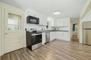 19 Harold St, Worcester, MA 01604 - Photo 10