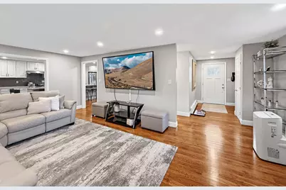 59 Maplewood Rd, Lynn, MA 01904 - Photo 6