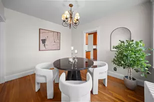 2039 Commonwealth Ave, Boston, MA 02135 - Photo 8