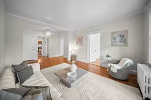 2039 Commonwealth Ave, Boston, MA 02135 - Photo 6