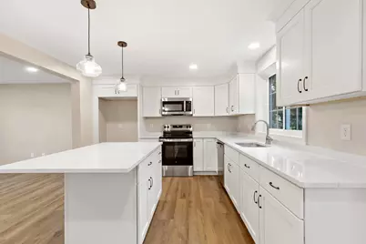 4 Lady Bug Ln, Plymouth, MA 02360 - Photo 10