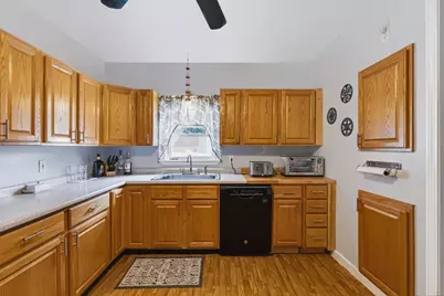 71 Wilson St, Haverhill, MA 01832 - Photo 16