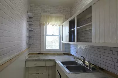 197 Nichols Street #R, Gardner, MA 01440 - Photo 4