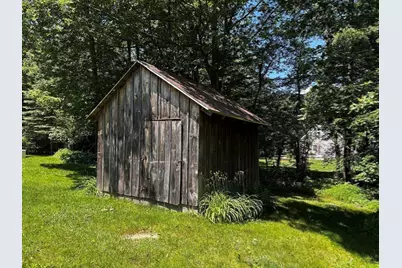84 Chester Rd, Blandford, MA 01008 - Photo 4