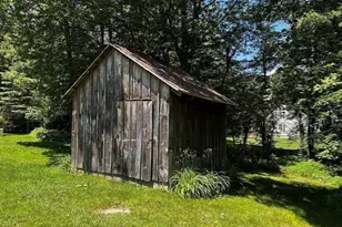 84 Chester Rd, Blandford, MA 01008 - Photo 4