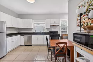 12 Schiller St, Boston, MA 02130 - Photo 4