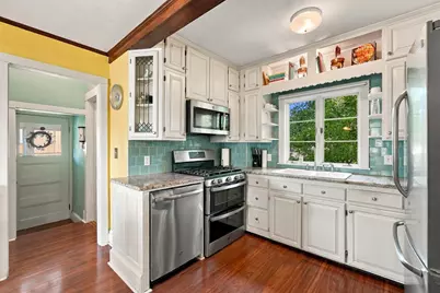 252 Main Street, Fairhaven, MA 02719 - Photo 16
