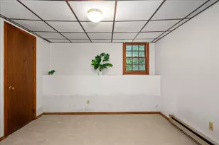 40 Lexington Rd, Millbury, MA 01527 - Photo 22