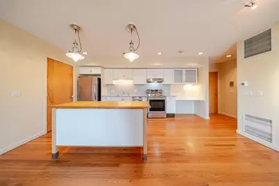 351 Pleasant St #9, Northampton, MA 01060 - Photo 6
