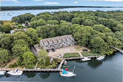 15 Childs River Rd #5, Falmouth, MA 02536 - Photo 2