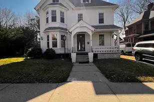186 Buckingham St, Springfield, MA 01109 - Photo 1