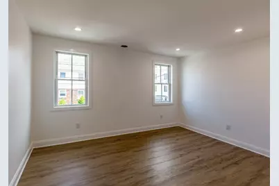 247 Pitman St, Fall River, MA 02723 - Photo 12
