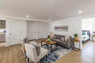 247 Pitman St, Fall River, MA 02723 - Photo 2
